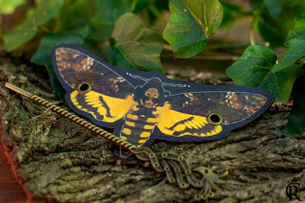 Pasador de Pelo Polilla de la Muerte