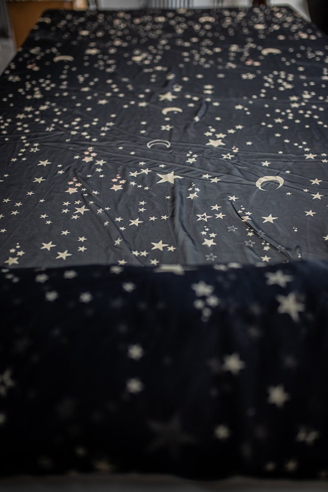 Tela de Gasa Celestial de Lunas y Estrellas