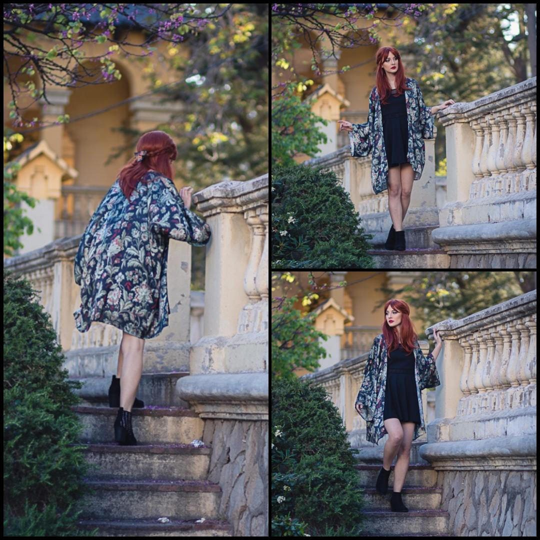 Kimono Floral Victoriano de Seda Vegana