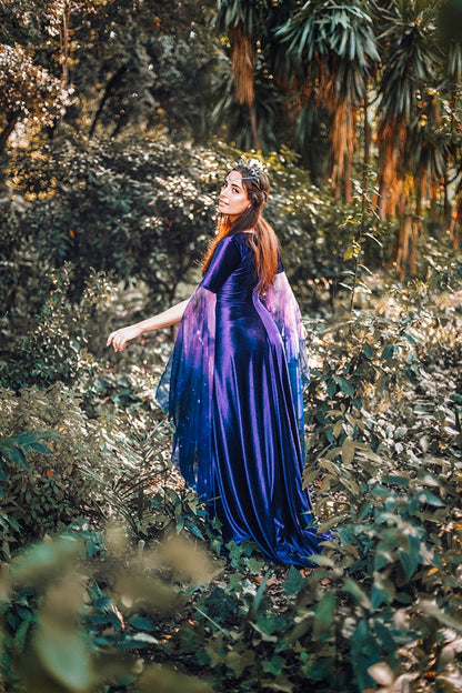 Vestido Élfico Nebulosa de Terciopelo Morado