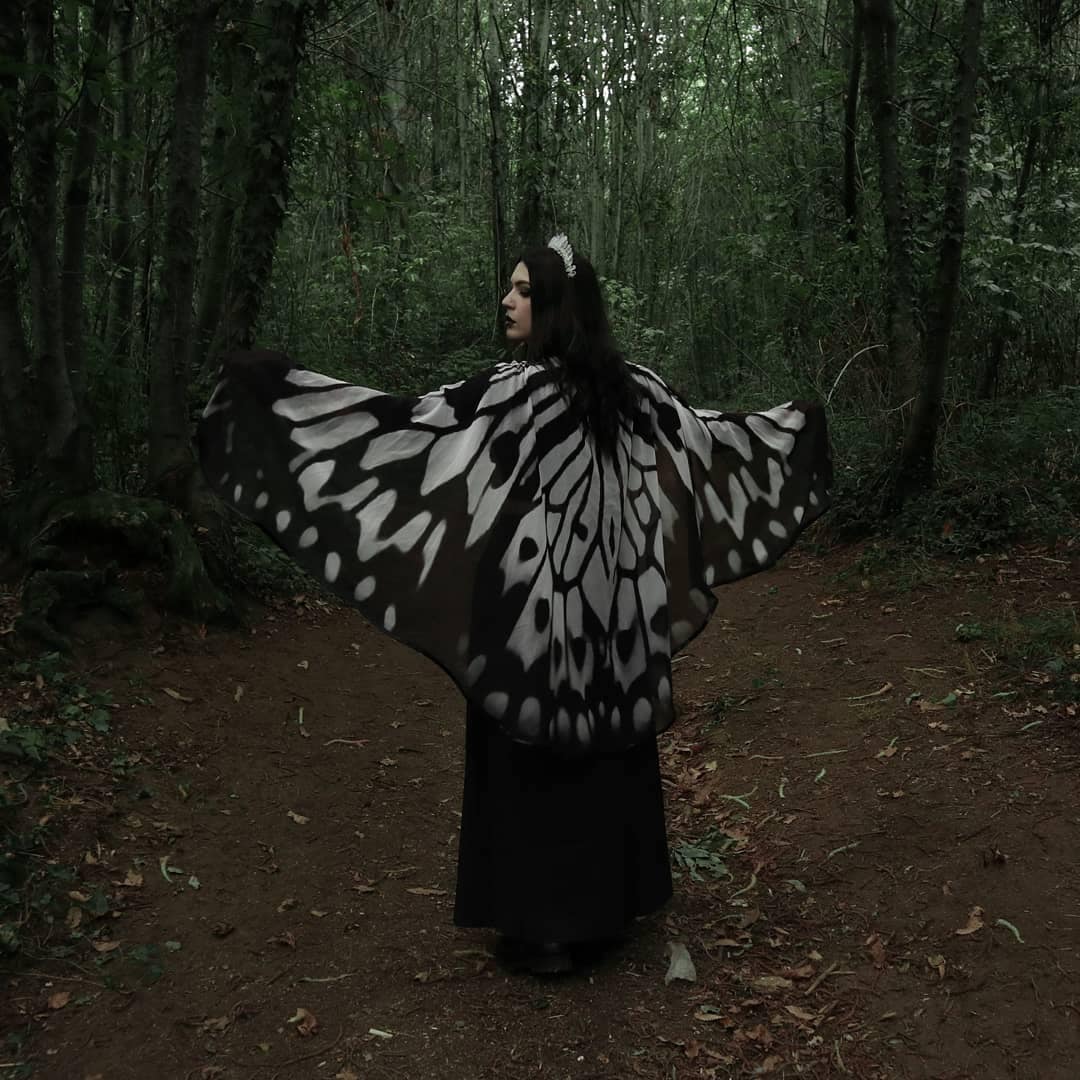 Capa Alas de Mariposa Ninfa · Pequeñas