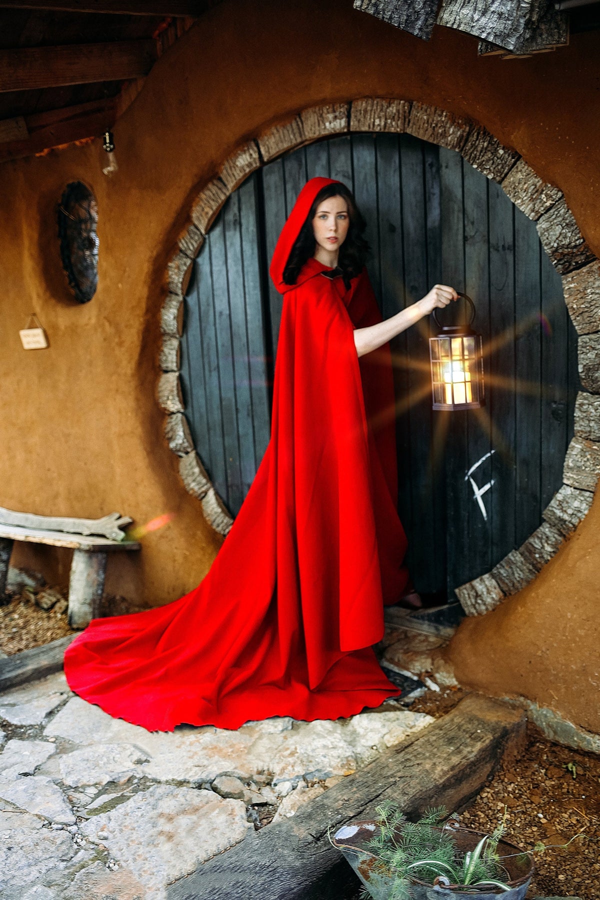 Capa Roja con Capucha
