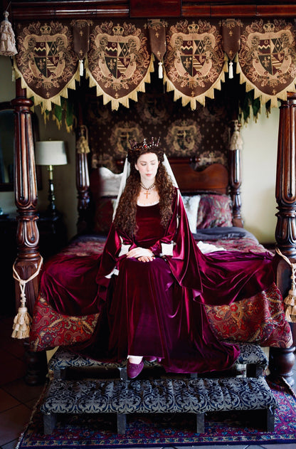 Vestido Medieval de Terciopelo Burdeos