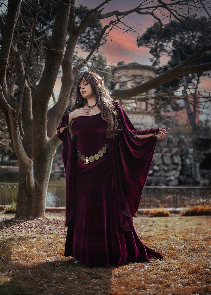 Vestido Medieval de Terciopelo Burdeos
