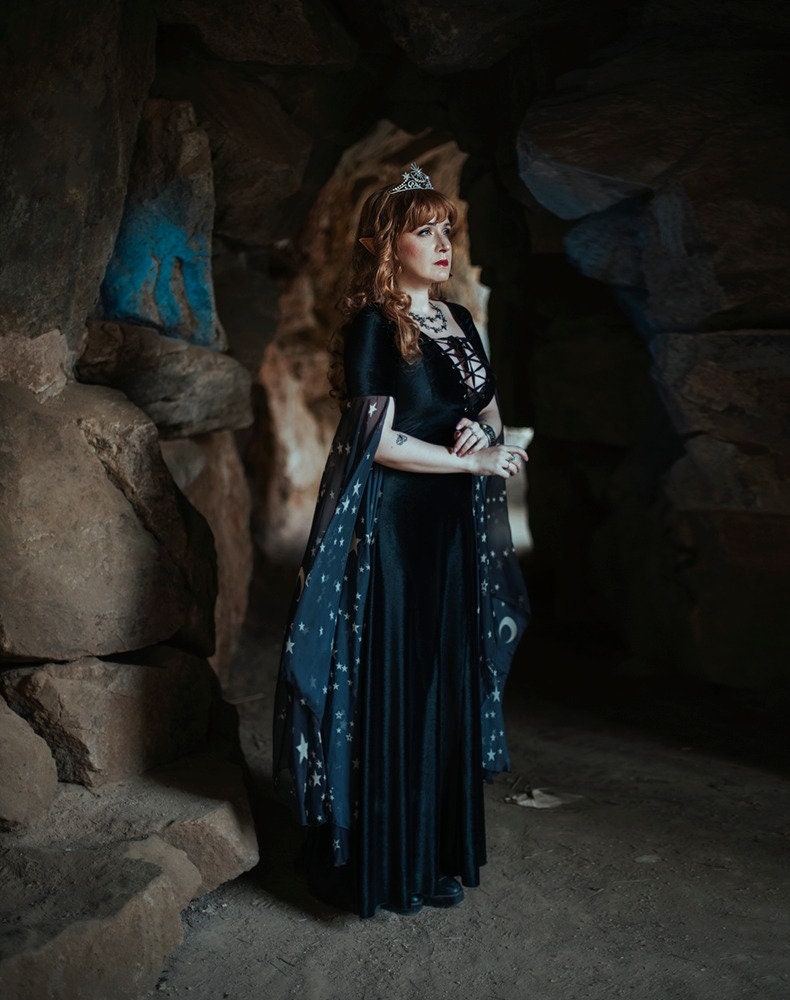 Vestido Bruja Celestial de Terciopelo Negro