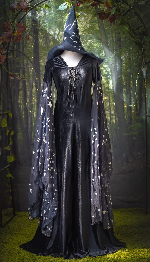 Vestido Bruja Celestial de Terciopelo Negro
