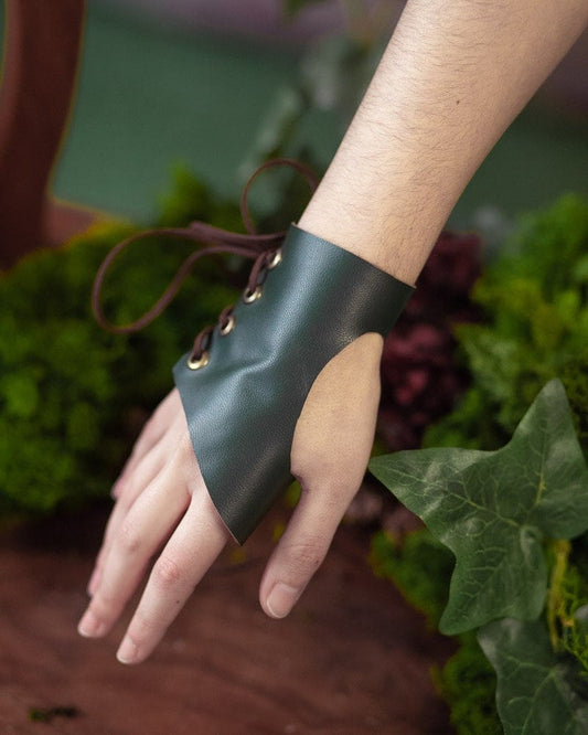 Brazales Élficos de Cuero Verde Oscuro