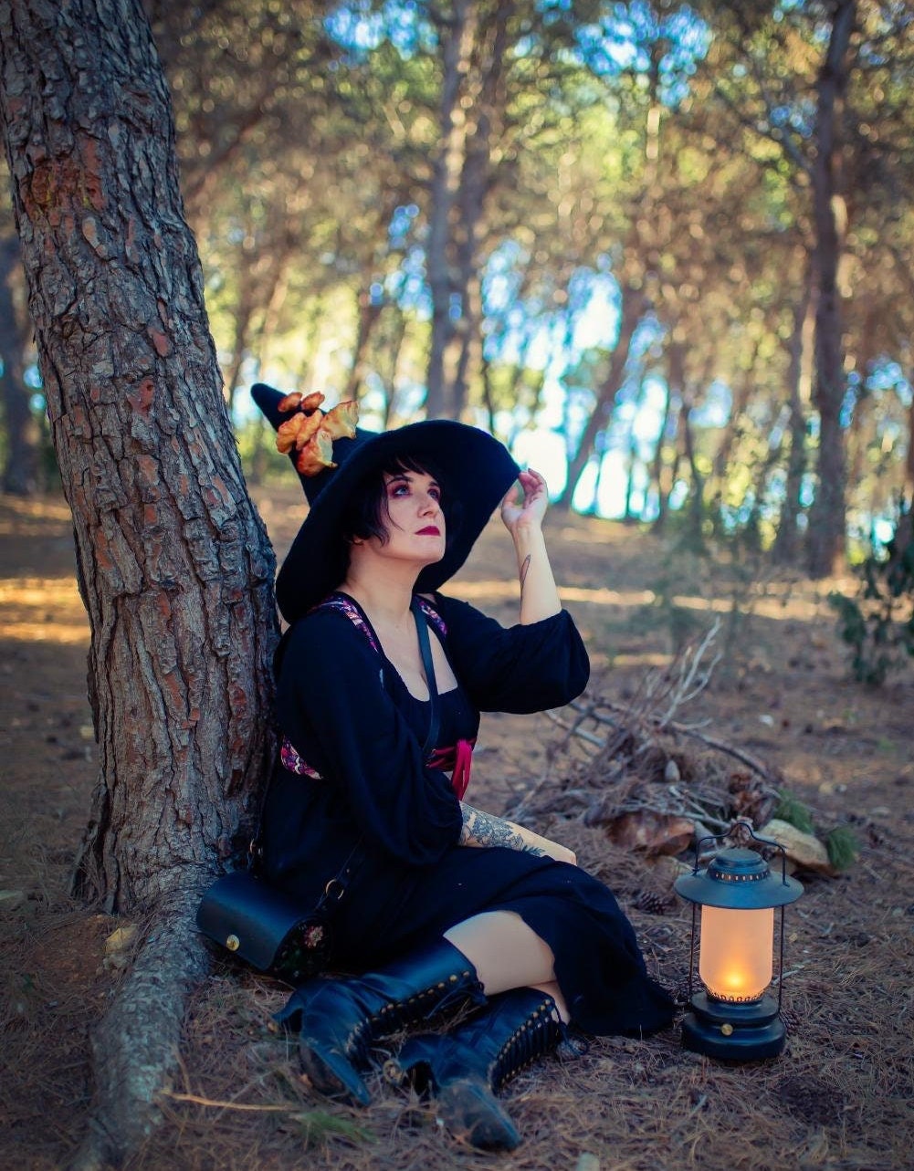 Sombrero de Bruja del Bosque con Setas