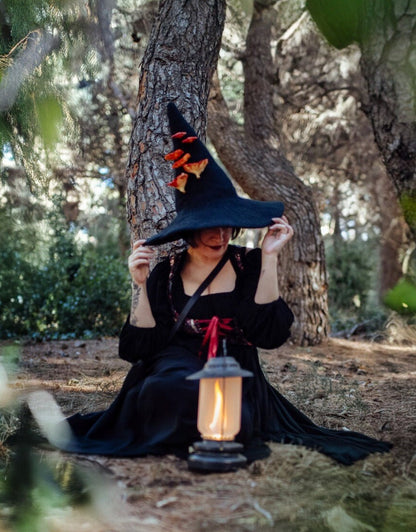 Sombrero de Bruja del Bosque con Setas