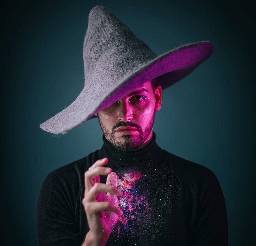 Sombrero de Bruja Corto de Fieltro de Lana