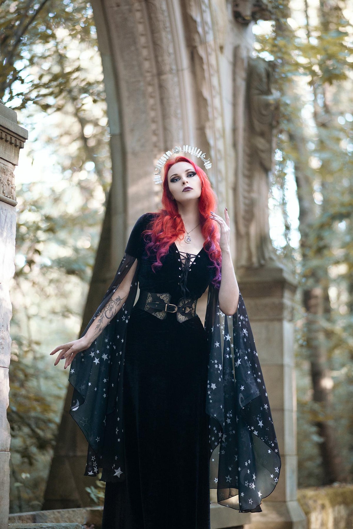 Vestido Bruja Celestial de Terciopelo Negro