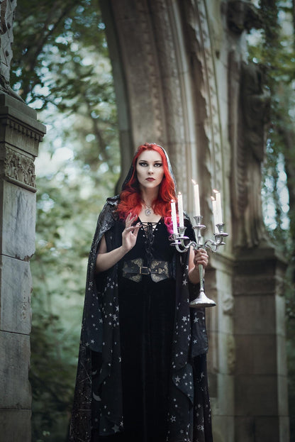 Vestido Bruja Celestial de Terciopelo Negro