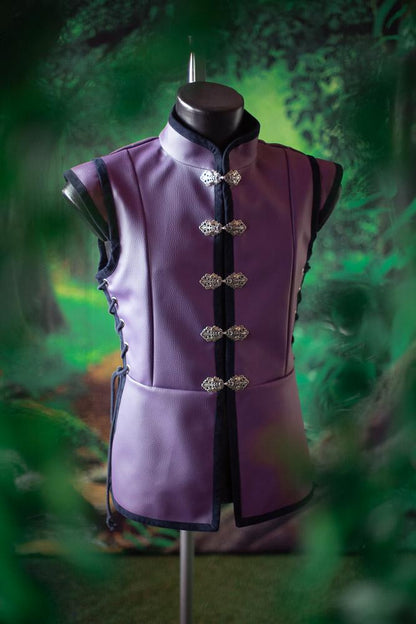 Chaleco Élfico Morado de Cuero Vegano