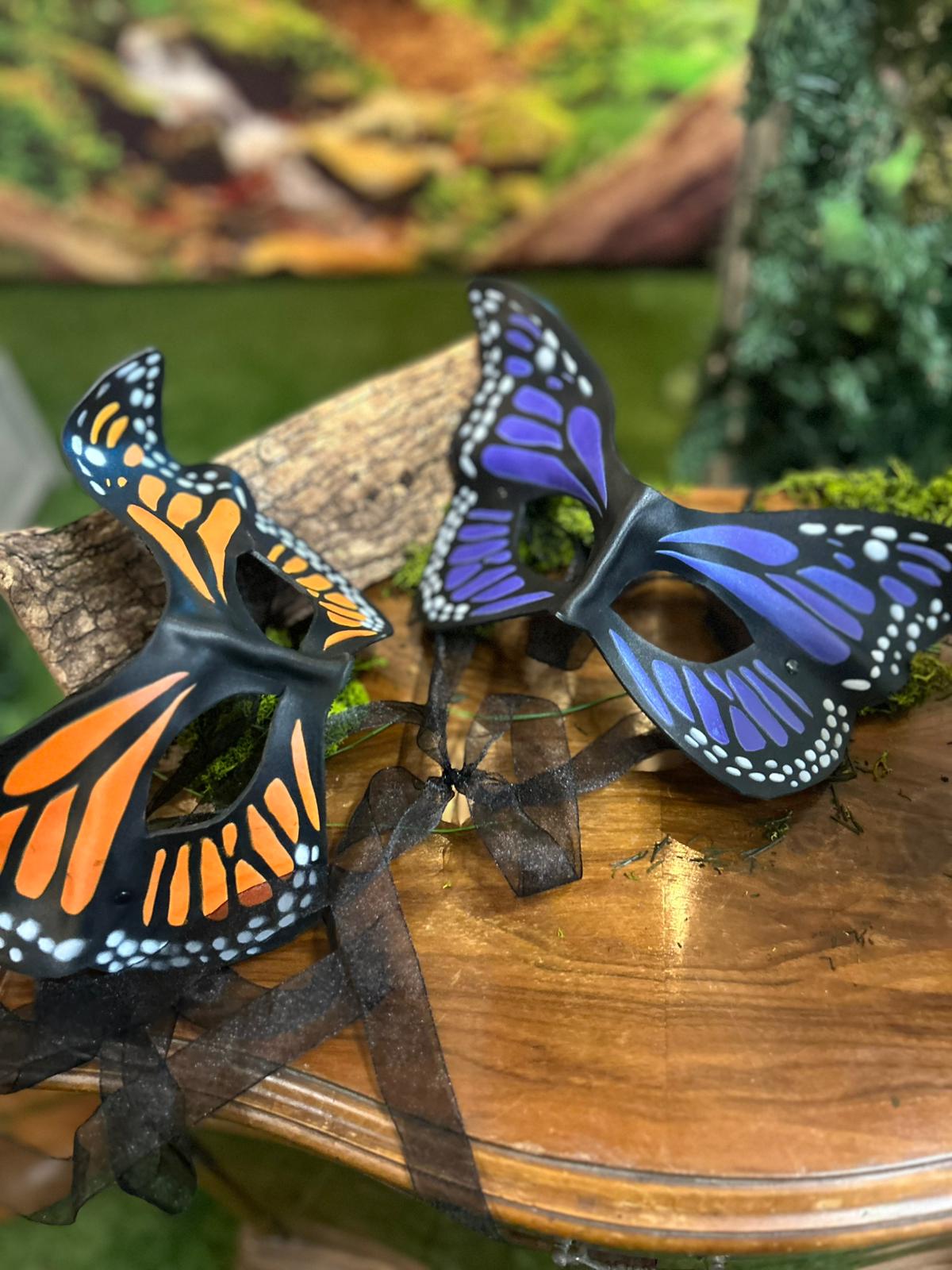 Máscara de Cuero Mariposa Monarca