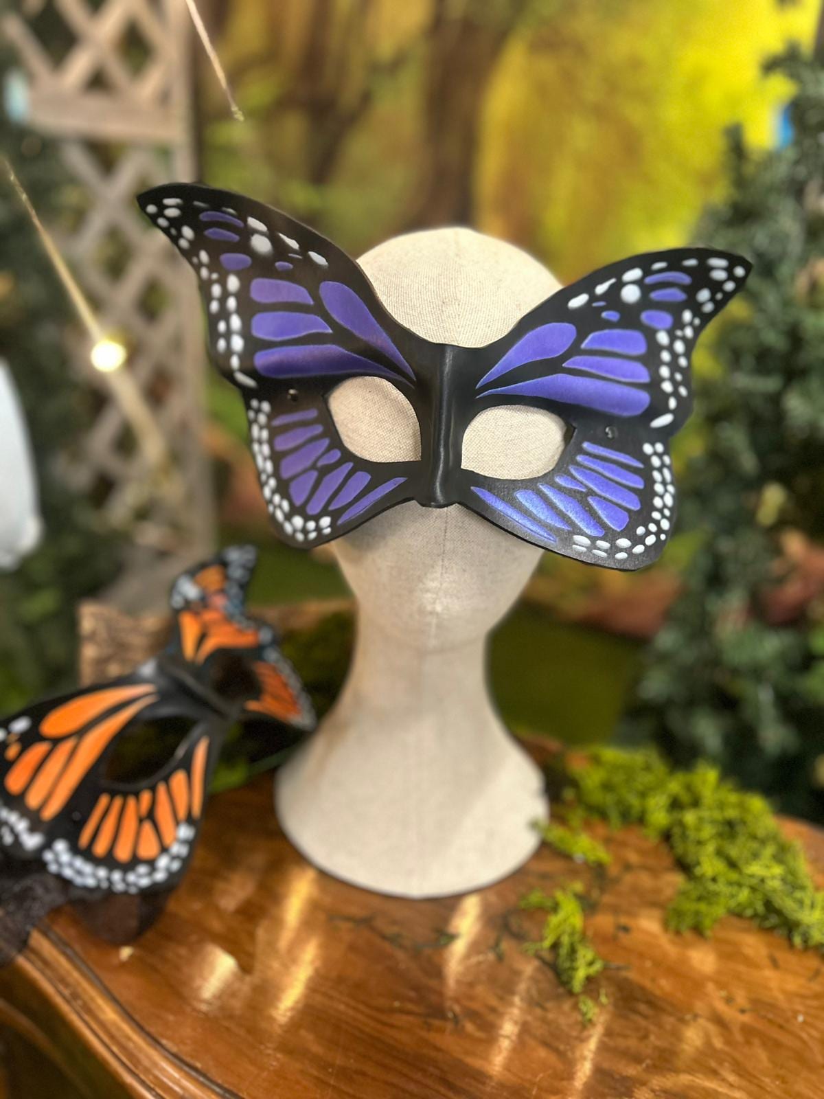 Máscara de Cuero Mariposa Monarca