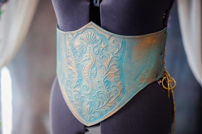 Corset Armadura de Sirena en Cuero