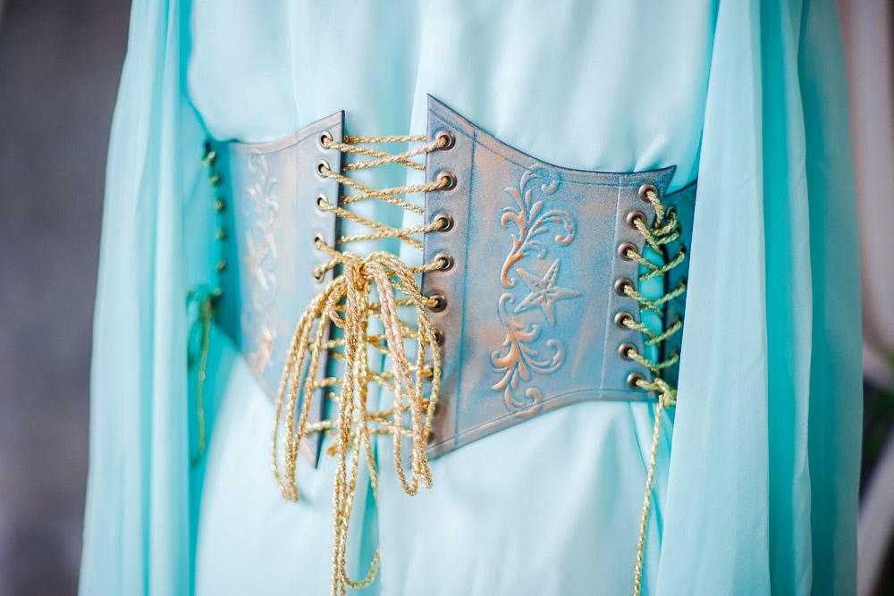Corset Armadura de Sirena en Cuero