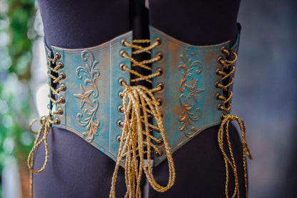 Corset Armadura de Sirena en Cuero